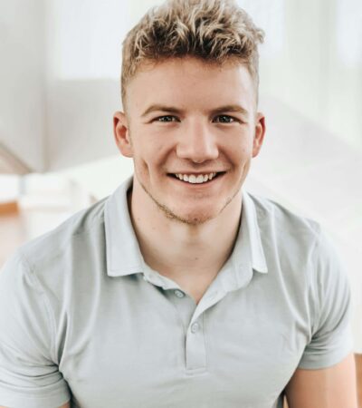 Subscription Man 2 400x450 C